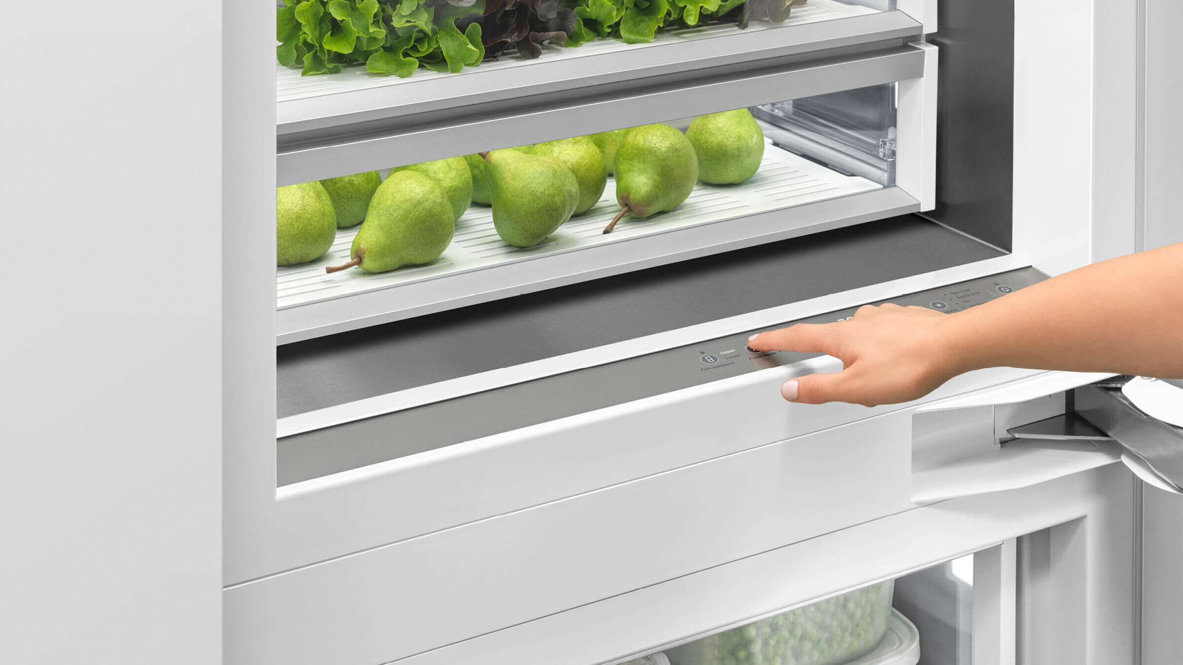 RS7621WRUK1 - Integrated Refrigerator Freezer, 76cm, Ice & Water