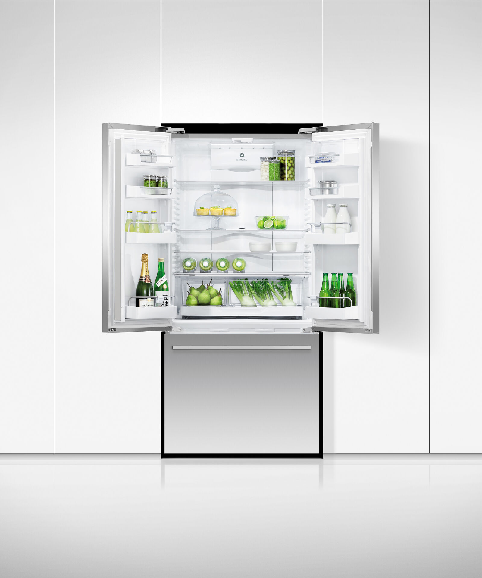 Freestanding French Door Refrigerator Freezer, 79cm, Ice & Water gallery image 4.0